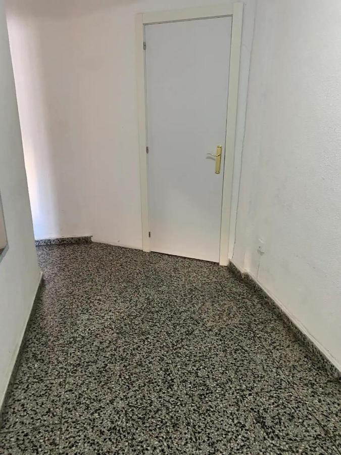 Apartamento De Habitaciones Privadas En El Centro De Малага Экстерьер фото